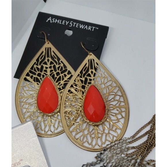 Bundle lot 4 dangle drop statement trendy long dressy dress up earrings new nwt - Picture 2 of 4